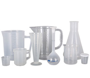 操女人逼的片子塑料量杯量筒采用全新塑胶原料制作，适用于实验、厨房、烘焙、酒店、学校等不同行业的测量需要，塑料材质不易破损，经济实惠。